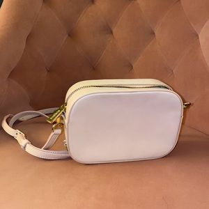 Pop & Suki Camera Bag in Cotton Candy Pink